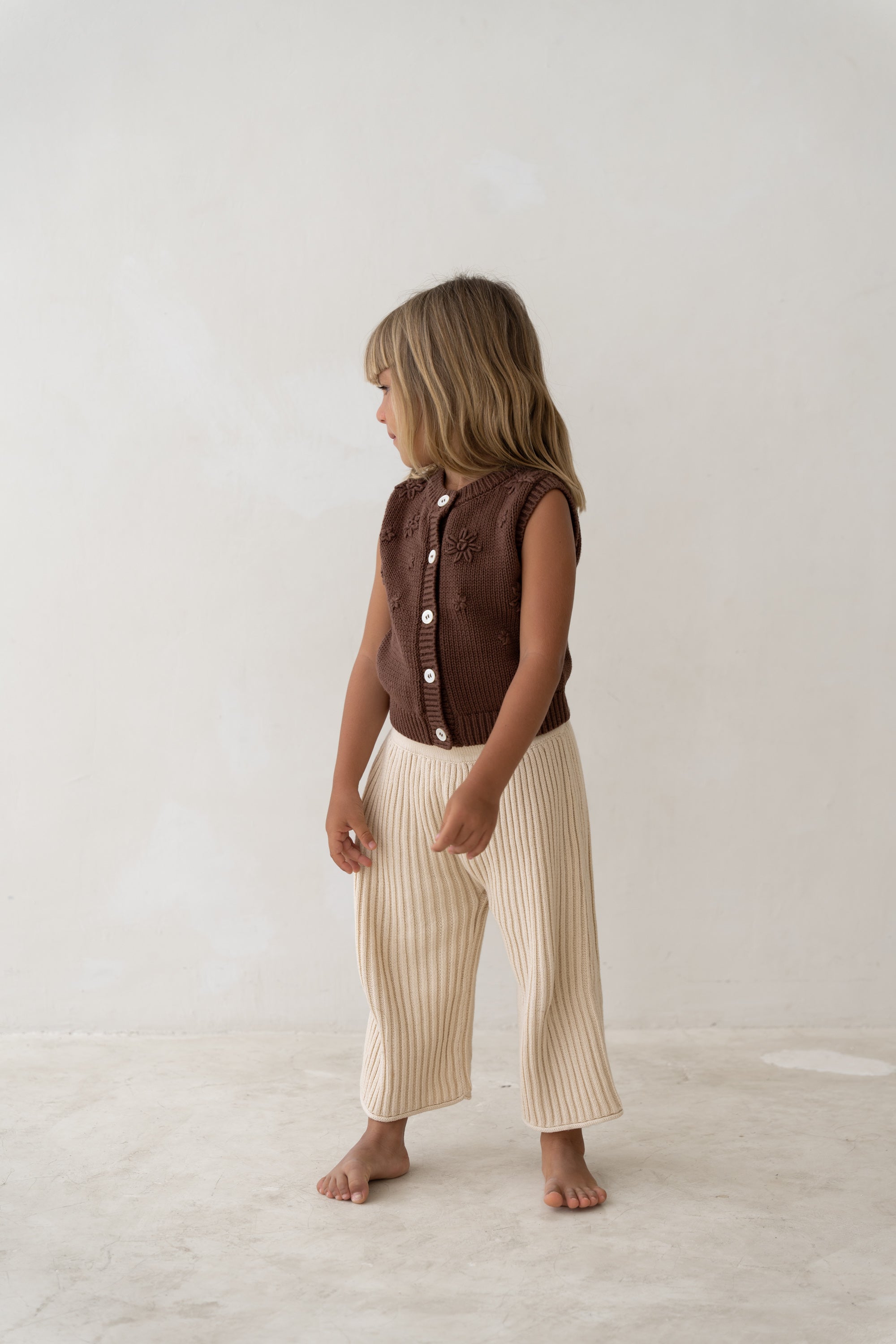 Illoura the Label Floral Knit Vest | Cocoa