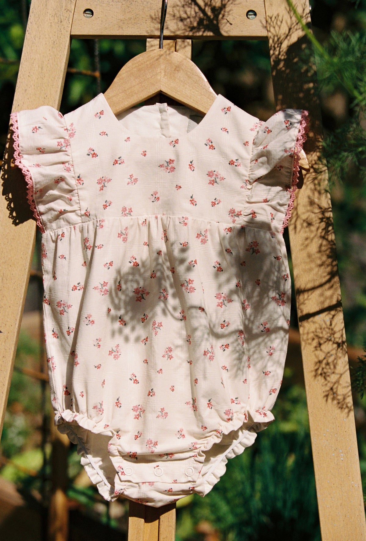 Juni Daisy Romper in Blossom
