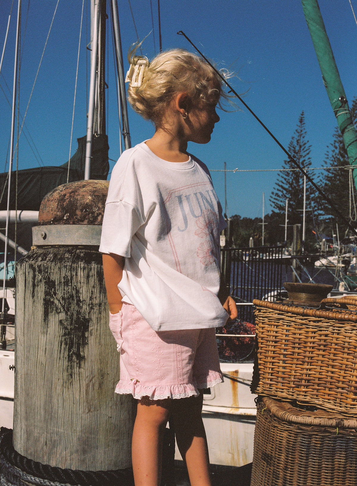 Juni Eloise Short in Pink