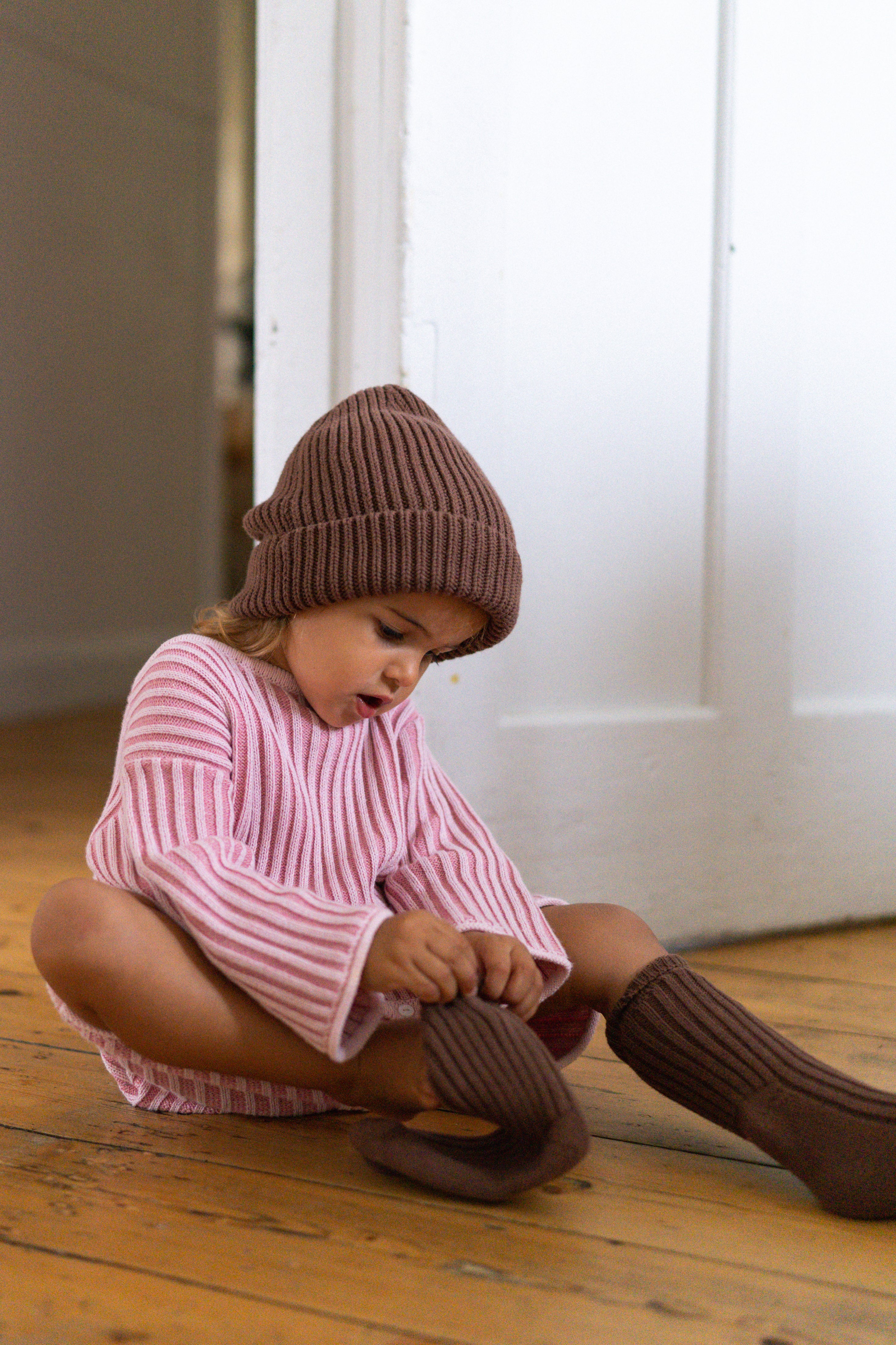 Illoura the Label Knit Socks - Cocoa