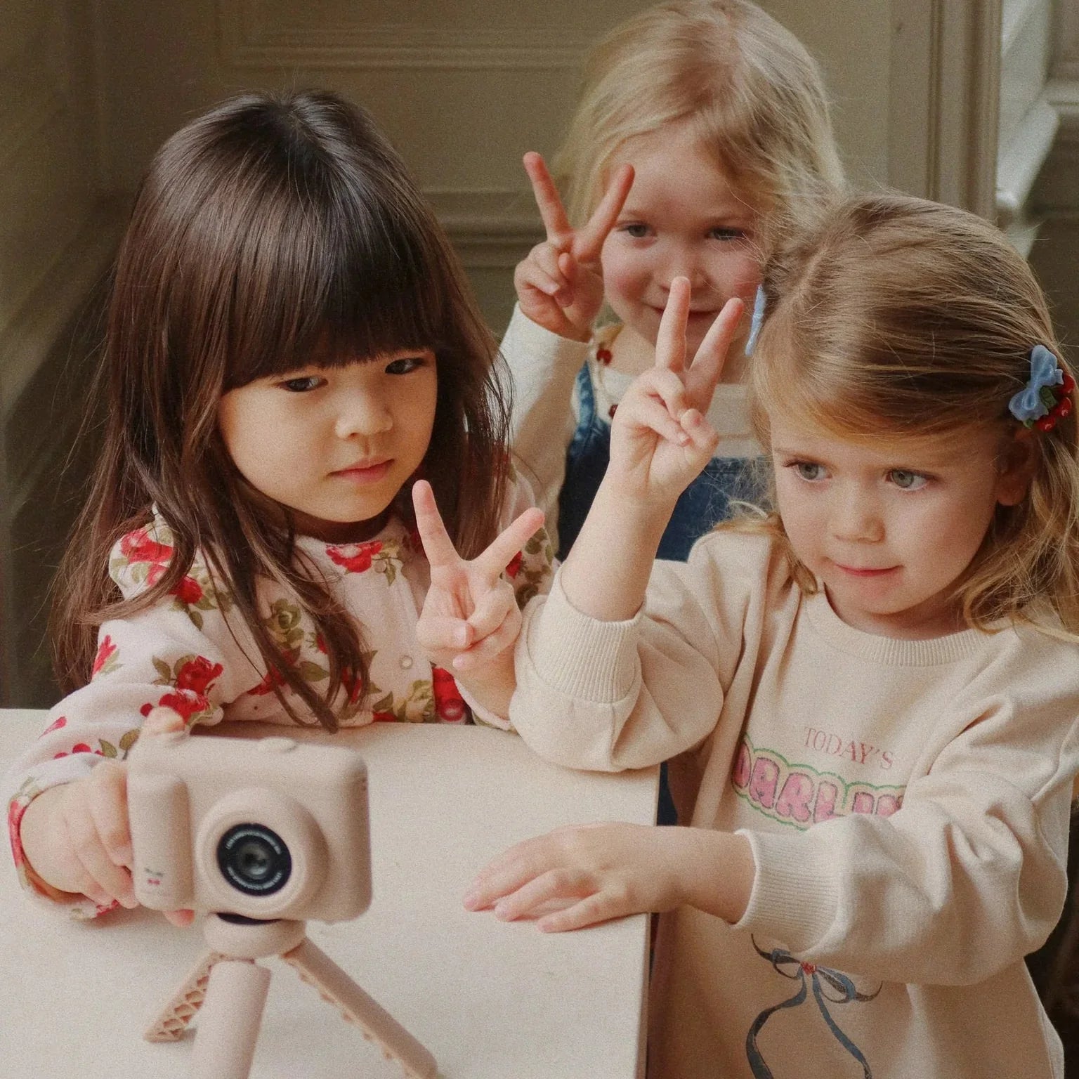 Konges Slojd My First Camera | Cherry